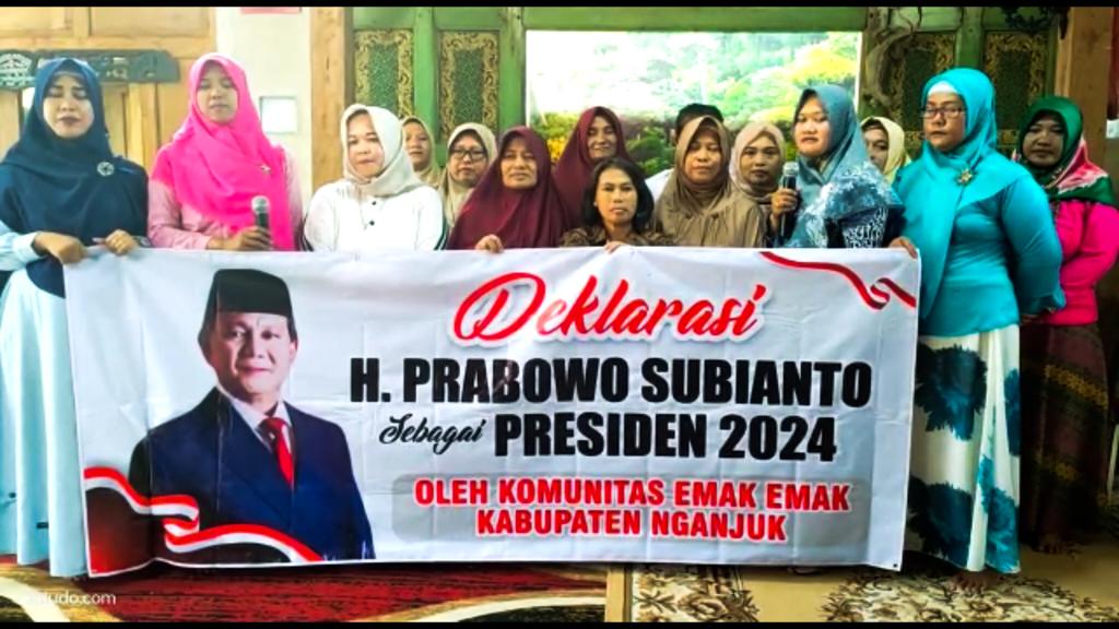 Ratusan Emak-Emak Kabupaten Nganjuk Deklarasi Prabowo Presiden