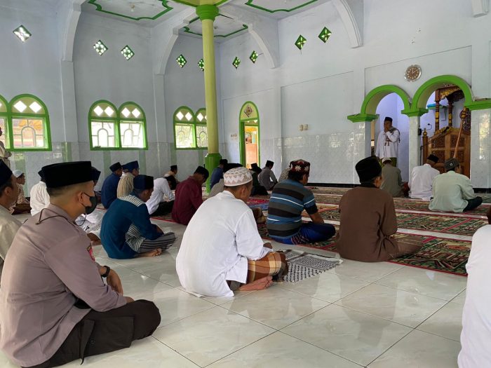 Polda Jatim dan Jajaran Serentak Laksanakan Doa Bersama Bagi Korban Tragedi Kanjuruhan