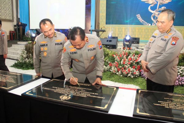 Polda Jatim Resmikan Pembangunan Faskes di 8 Rumah Sakit Bhayangkara