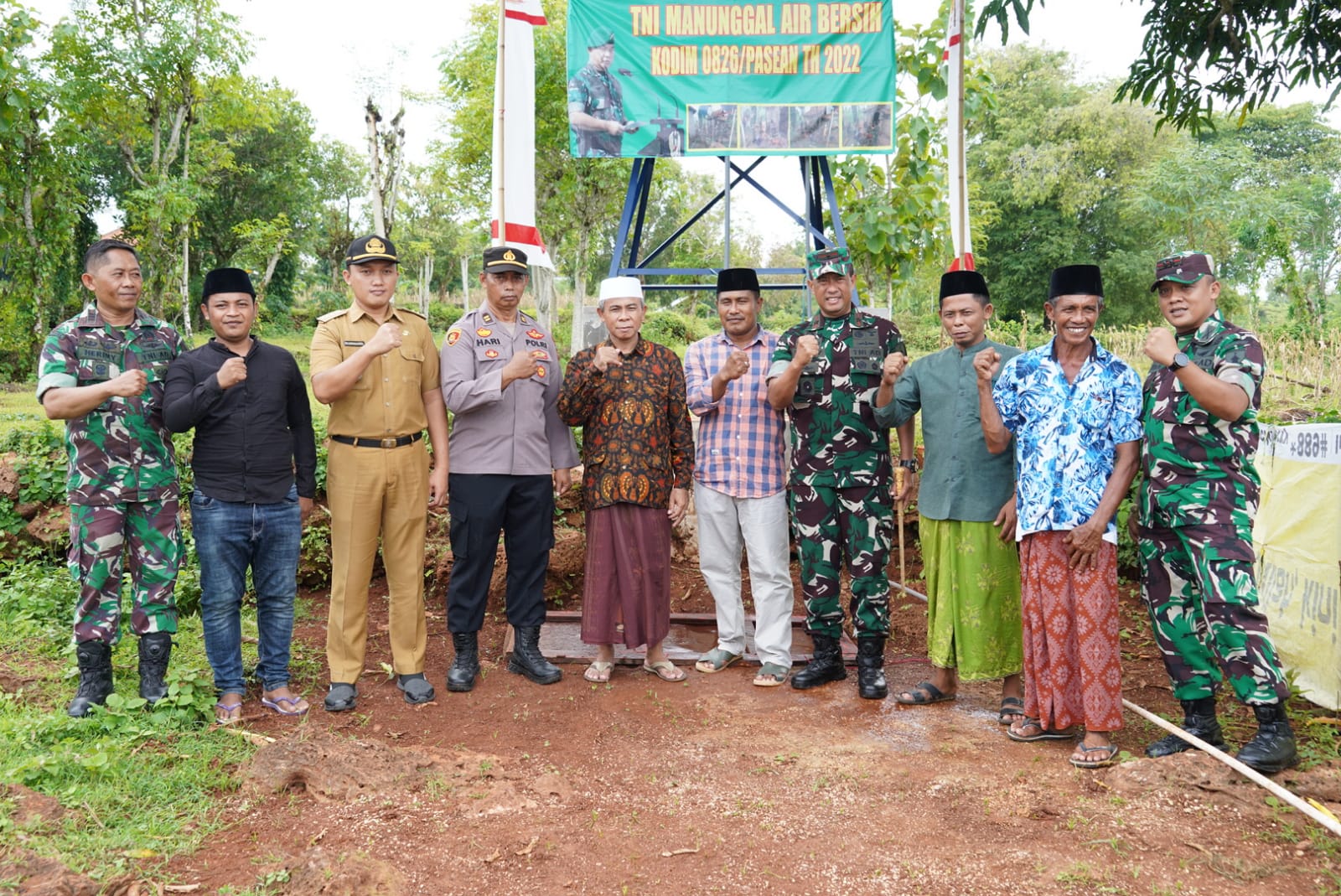 Program TNI AD Manunggal Air Bersih Kodim 0826/Pamekasan di Tinjau Danrem 084/Bhaskara Jaya