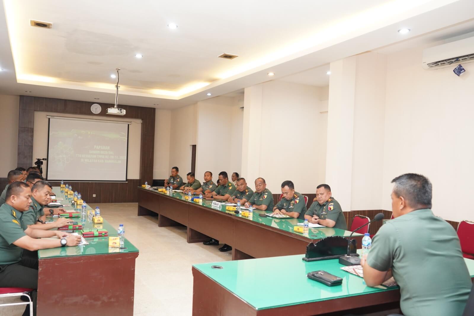 Danrem 084/Bhaskara Jaya Menerima Paparan Kesiapan TMMD ke-118 Kabupaten Bangkalan