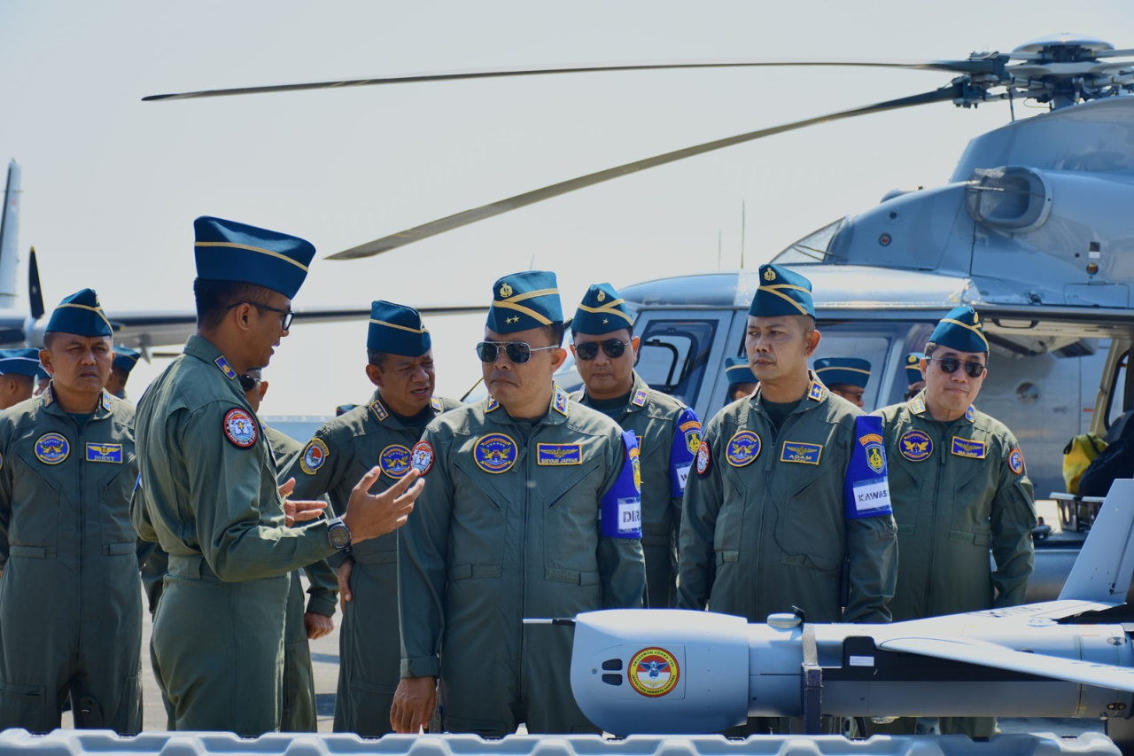 Komandan Puspenerbal Pimpin Apel Gelar Kelengkapan Latihan Operasi Laut Aspek Udara 2024