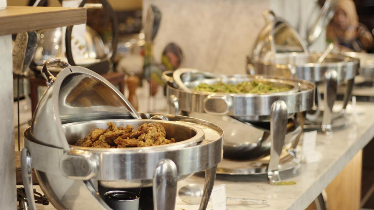 Promo "Selera Nusantara All You Can Eat Buffet" di Mercure Surabaya Grand Mirama.