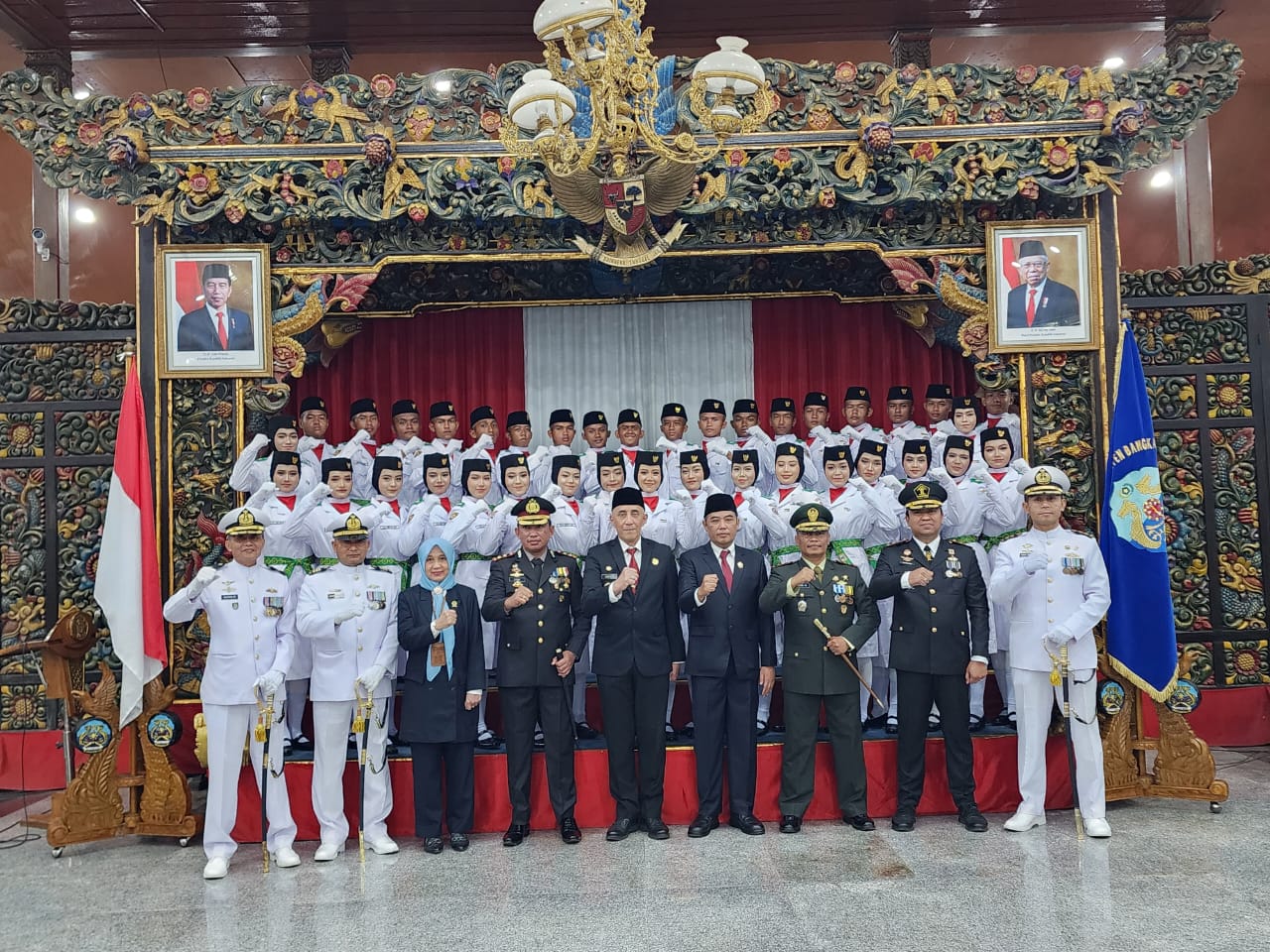 Bersama Forkopimda, Dandim 0829/Bangkalan Hadiri Pengukuhan Paskibraka Tahun 2024