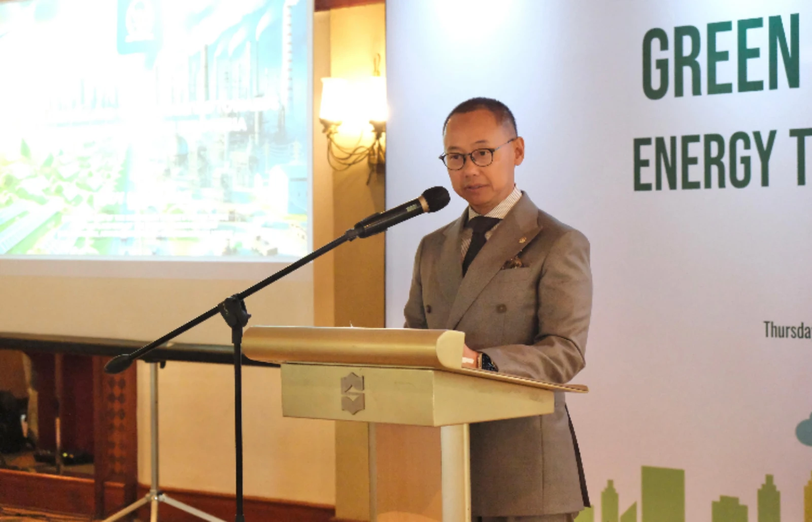 Pentingnya Keberagaman dalam Membangun Ekonomi: Pesan Eddy Soeparno di Perayaan Imlek