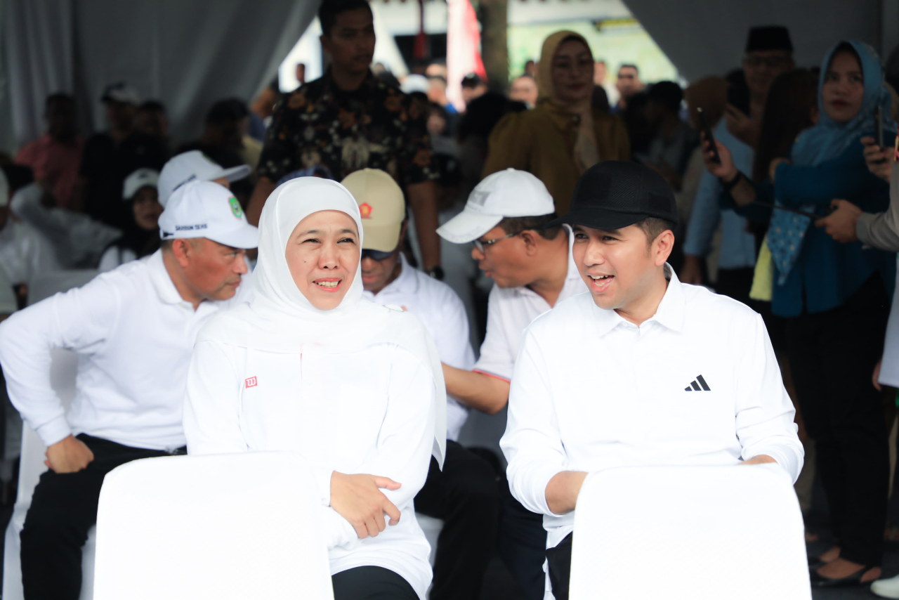 Gubernur dan Wakil Gubernur Jawa Timur terpilih Khofifah Indar Parawansa - Emil Elestianto Dardak mengikuti Gladi Kotor Pelantikan Kepala Daerah-Wakil Kepala Daerah di Kawasan Monumen Nasional Jakarta (Foto : Istimewa)