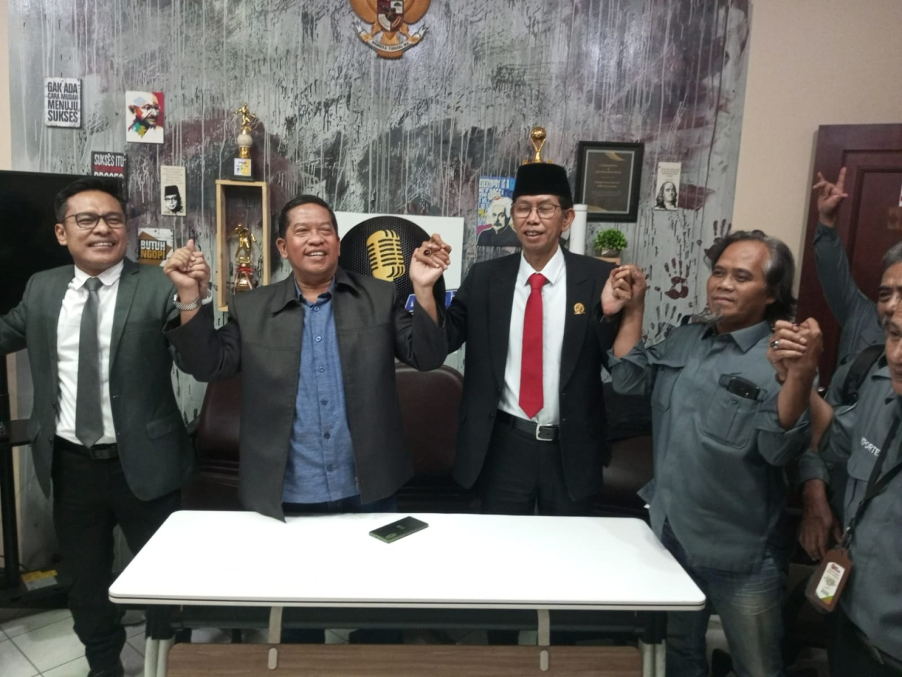 Anggota DPRD Surabaya Agoeng Prasodjo Minta Maaf ke Wartawan atas Insiden Pengusiran