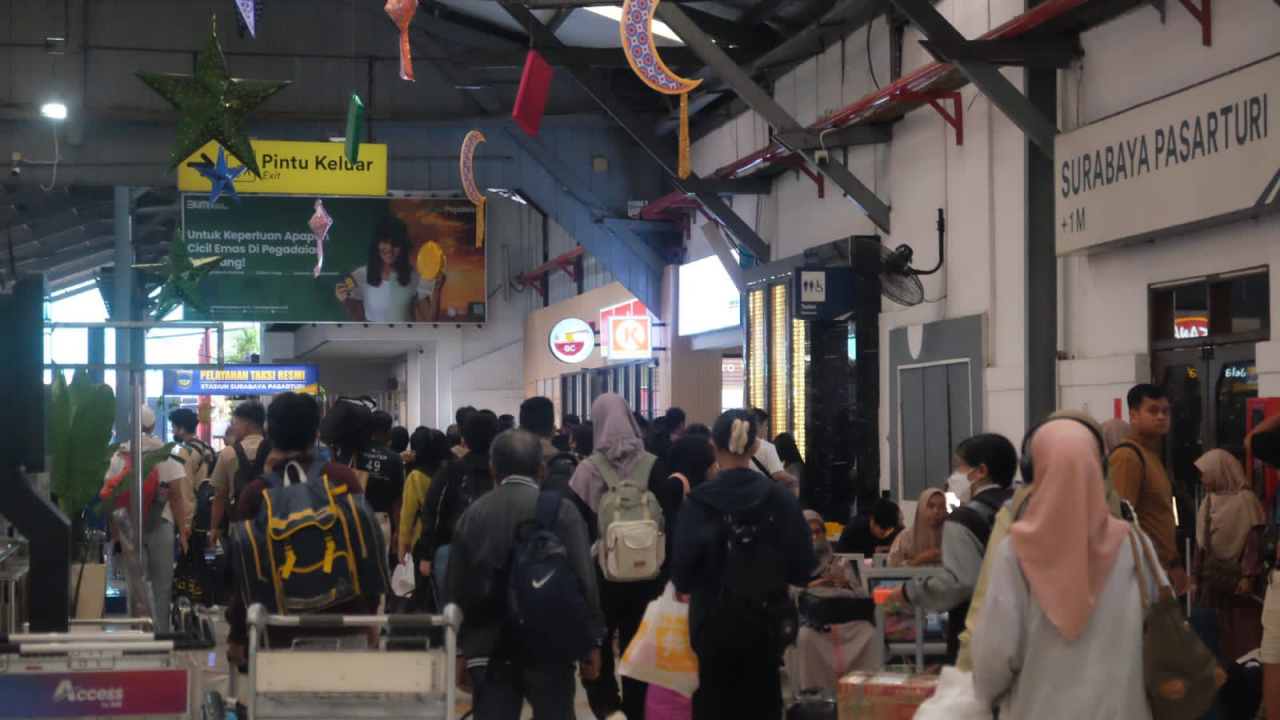 Hari Terakhir Libur Lebaran, 51.671 Penumpang Turun Di Daop 8 Surabaya