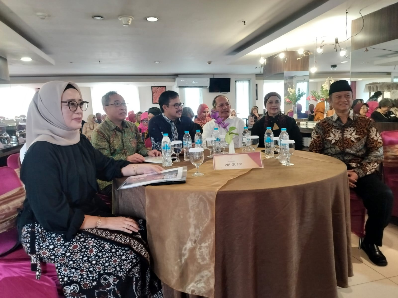 Alumni SMA Negeri 1-9 Surabaya Bersatu di Halal Bihalal Pasmanbaya 2025