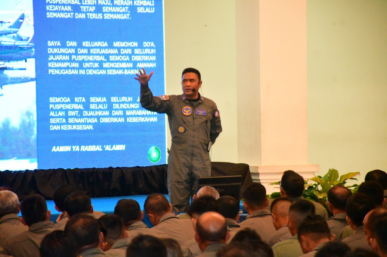 Danpuspenerbal: Personel Penerbangan TNl AL Harus Jagoan, Sehat Bugar dan Berwawasan Luas