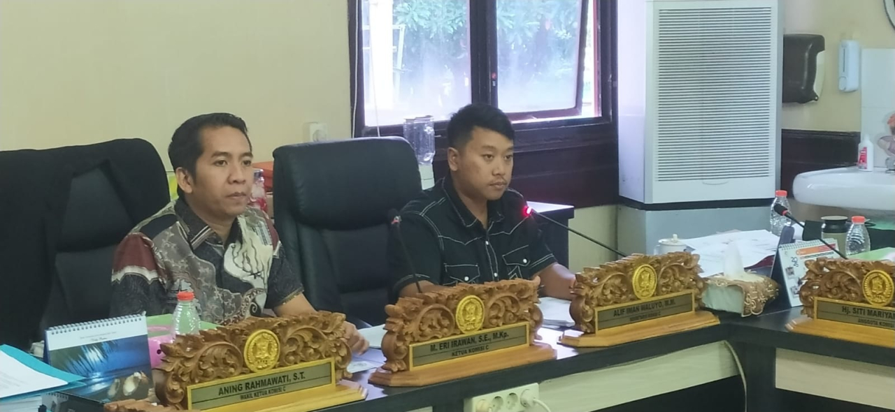 Warga Babatan Protes Proyek Gedung, DPRD Surabaya Desak Evaluasi IMB