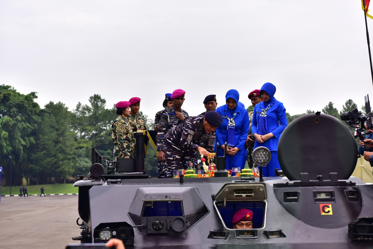 Dipimpin Kasal, Komandan Puspenerbal Hadiri Tasyakuran Validasi Organisasi Korps Marinir dan 14 Kodaeral