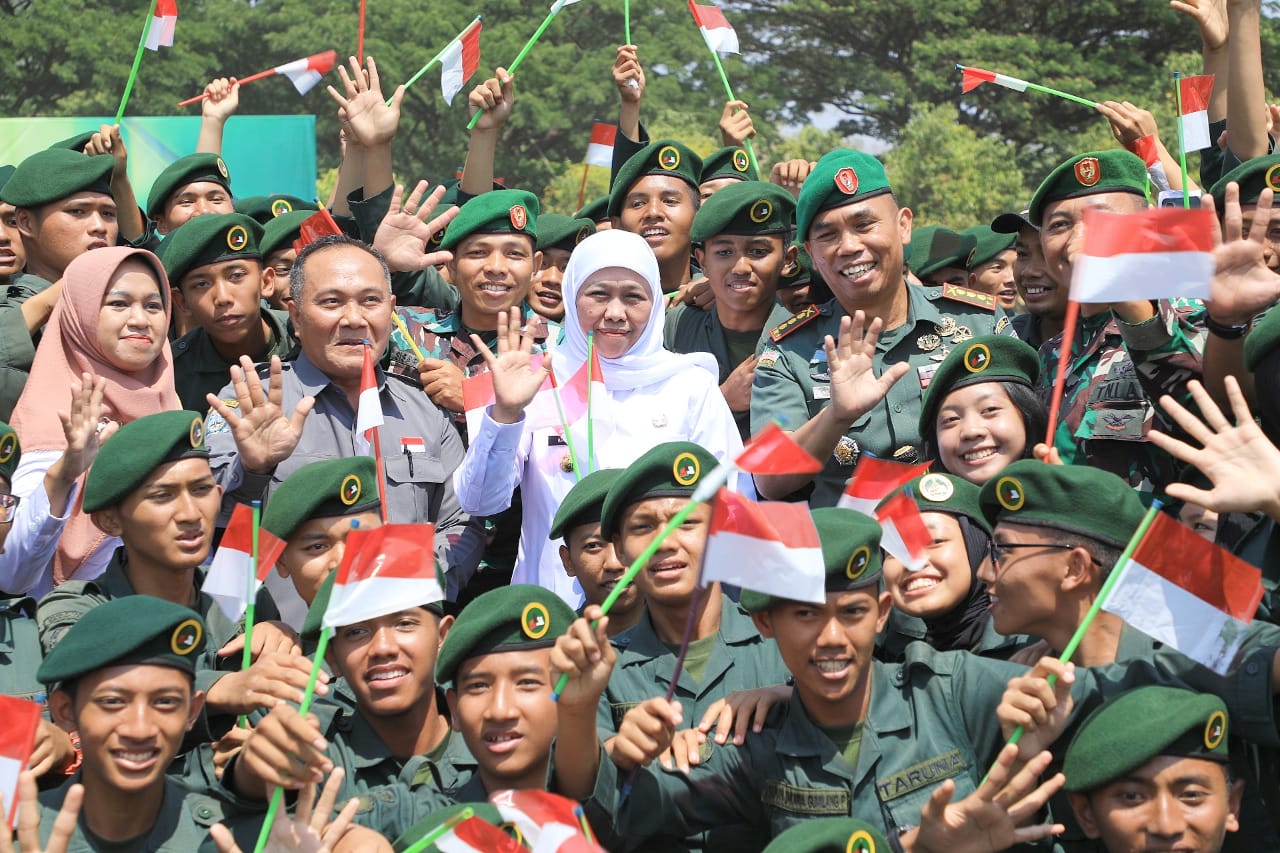 Gubernur Jawa Timur Khofifah Indar Parawansa   Akan Pimpin Pembaretan Serentak 1.346 Siswa SMA Taruna se-Jatim. (Foto: Adpim for kabarhit)