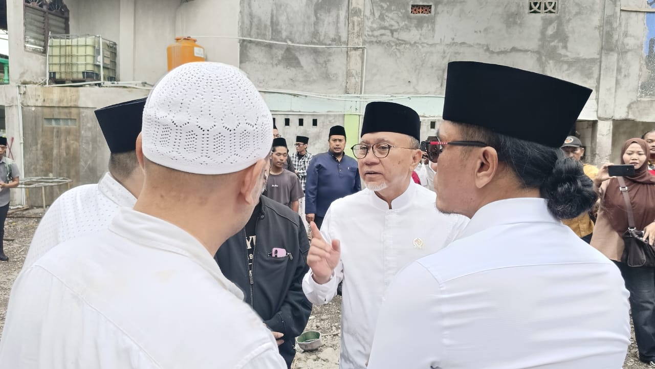 Soal Musibah Musala Ambruk, Menko Pangan Zulhas: Ini Cobaan untuk Muliakan Santri