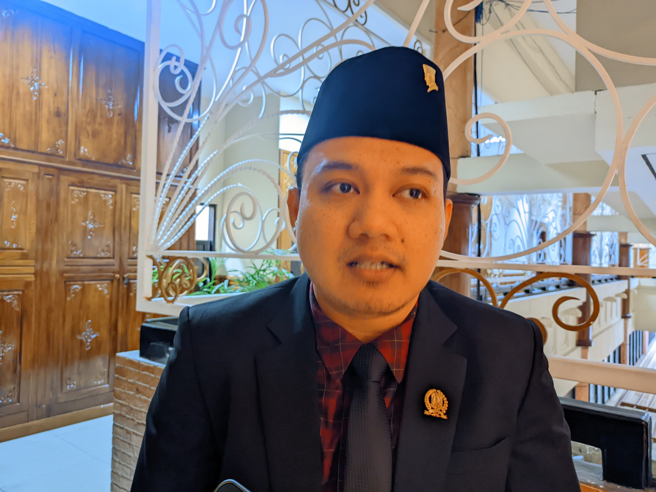 PAD Jatim Anjlok Rp1,97 T, Fuad Benardi Sentil Lemahnya Kinerja BUMD