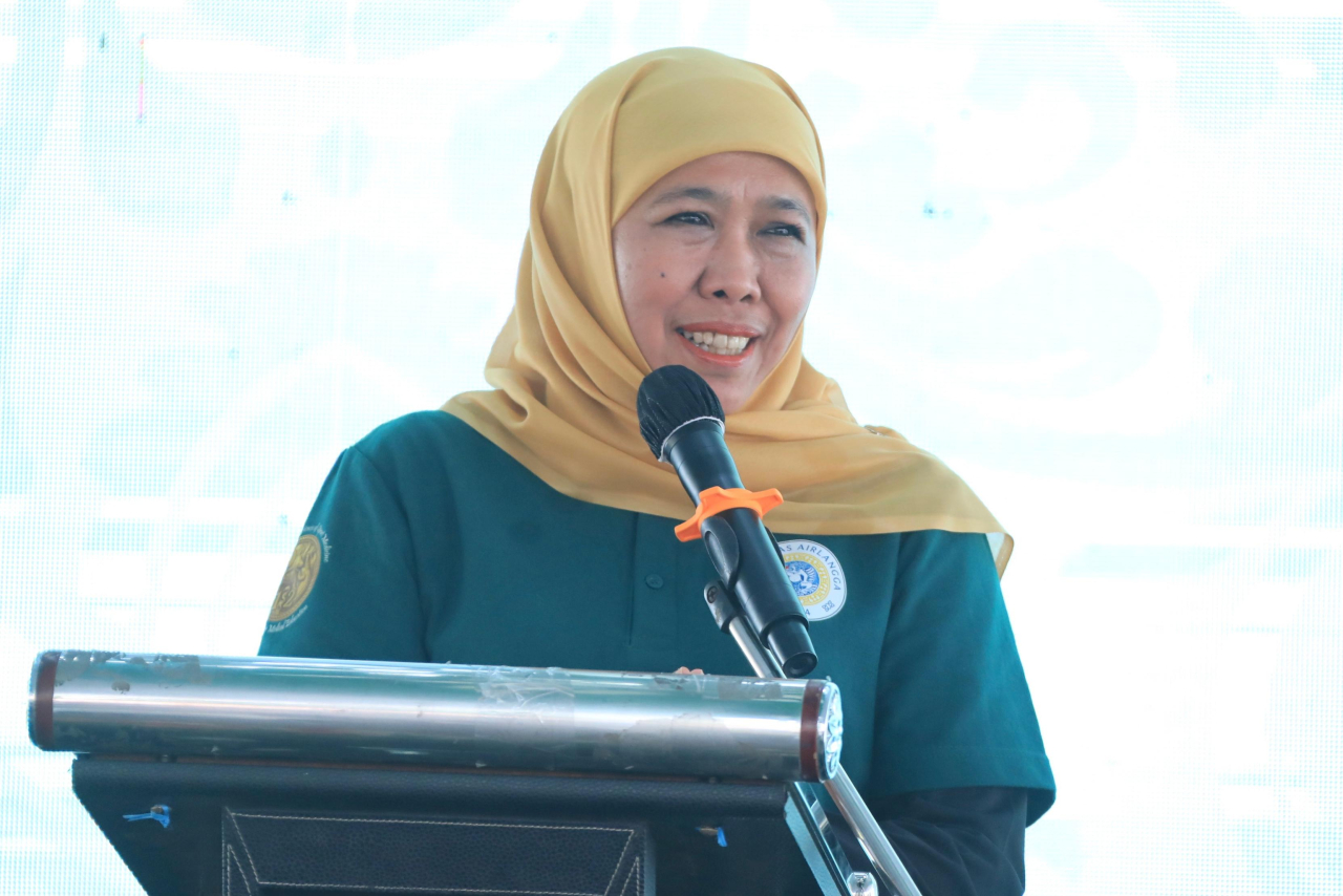 Gubernur Khofifah Lepas Parade Defile Dies Natalis ke- 71 UNAIR dan 112 Tahun Pendidikan Dokter
