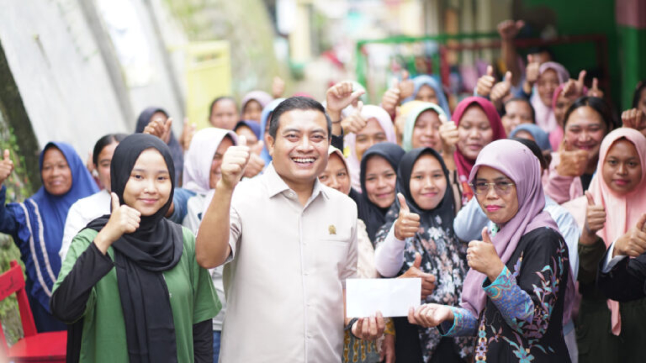 Anggota DPRD Jawa Timur dari Dapil Malang Raya, Puguh Wiji Pamungkas, kembali menyambangi TK Dharma Wanita Persatuan di Dusun Dampul, Desa Duwet, Kecamatan Tumpang, Malang. (Foto: Istimewa)
