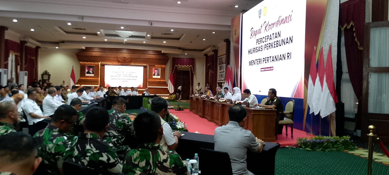 Gubernur Khofifah Pacu Hilirisasi Perkebunan Jatim, Siap Dukung PSN dan Grandparent Stock