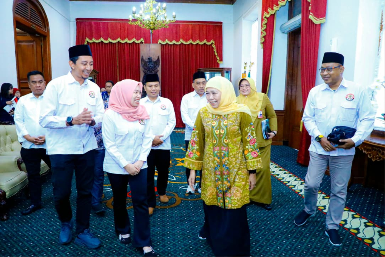 Jelang Kick Off Piala Dunia 2026, Khofifah Ajak KPID Jatim Perkuat Kolaborasi Penyiaran