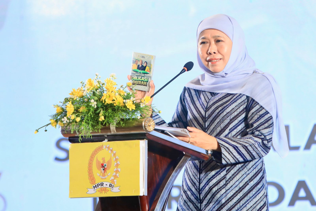 Gubernur Khofifah sebagai keynote speech sarasehan Nasional di Hotel Wyndham Surabaya. (Foto: Adpim For Kabarhit)