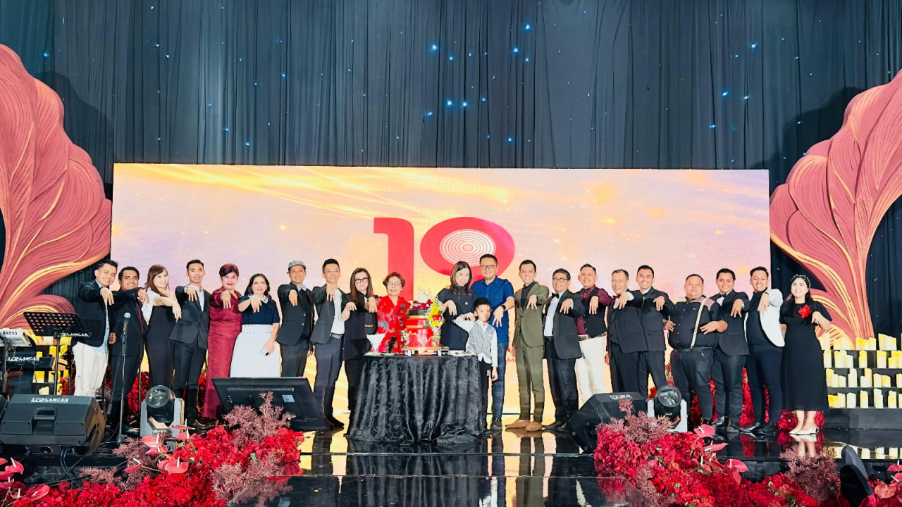 The Symphony of Nineteen, Harmoni Perayaan 19 Tahun Mercure Surabaya Grand Mirama