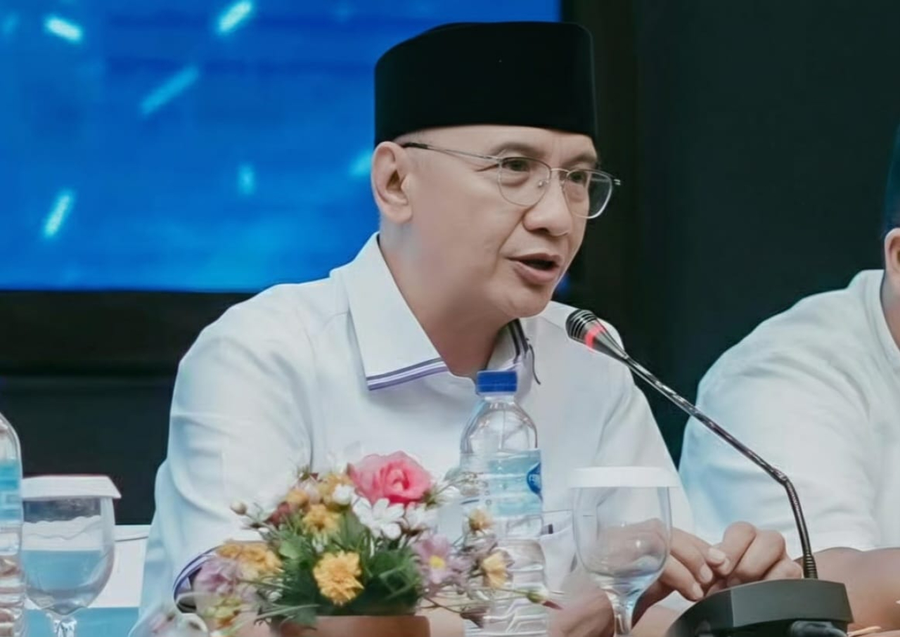 Semar Sang Pamomong: Ketika Tuhan Memilih Menjadi Rakyat Jelata
