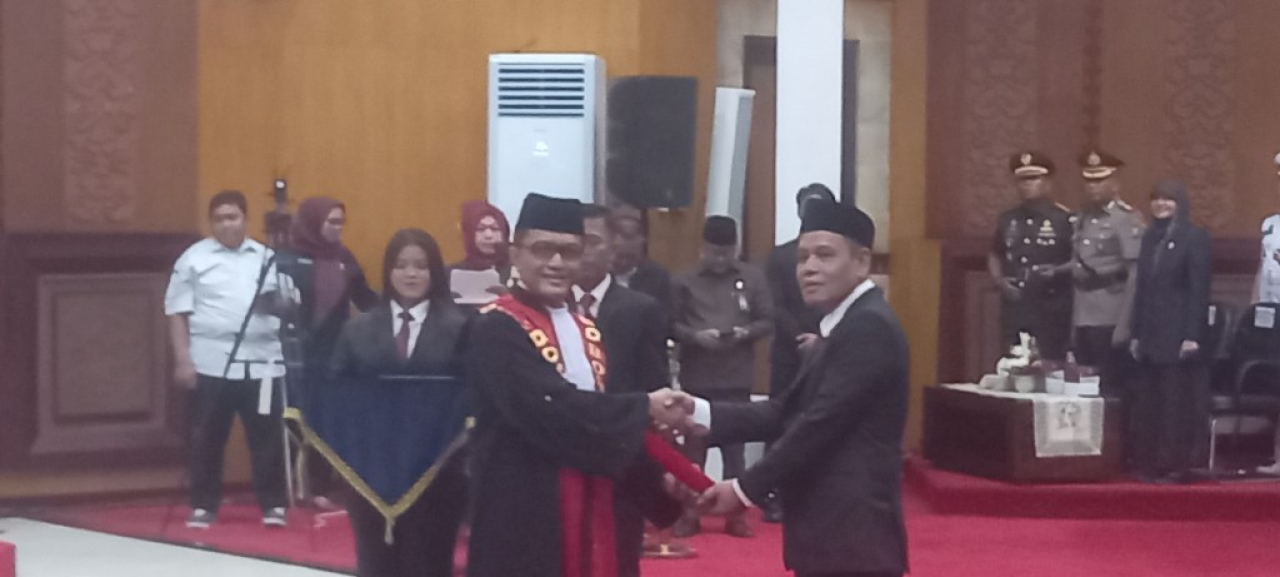 Syaifuddin Zuhri Resmi Pimpin DPRD Surabaya Periode 2024 - 2029